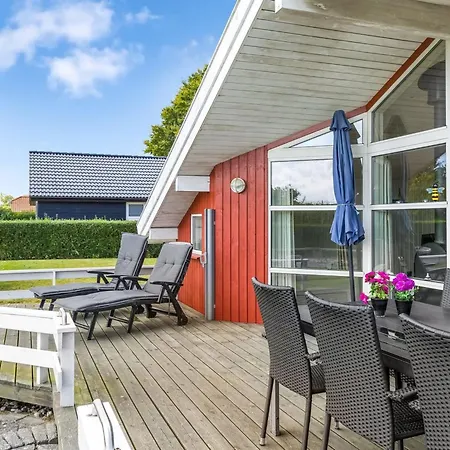 Thorben - 350m From The Sea By Interhome Hejls
